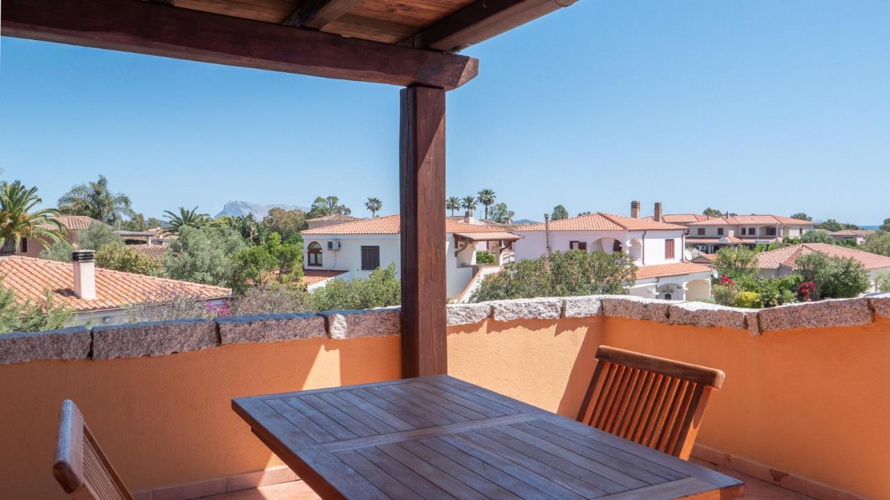 Casa Vacanza La Suaredda San Teodoro  Exterior photo