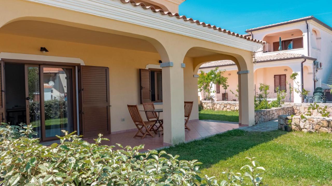 Casa Vacanza La Suaredda San Teodoro  Exterior photo