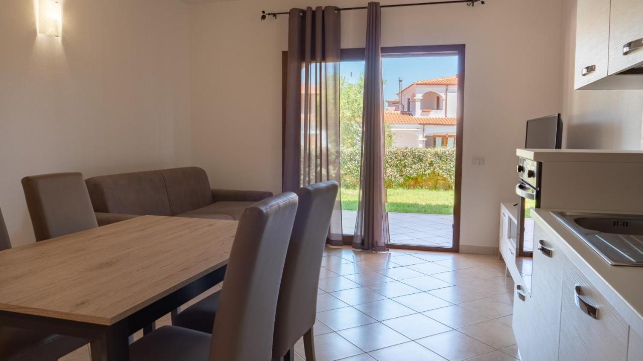 Casa Vacanza La Suaredda San Teodoro  Exterior photo